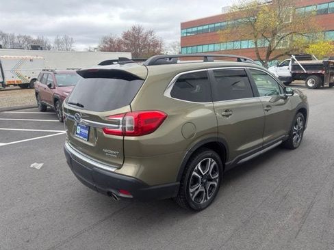 Used 2023 Subaru Ascent Limited AWD/4WD image 9