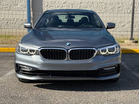 Used 2017 BMW 530i xDrive image 2