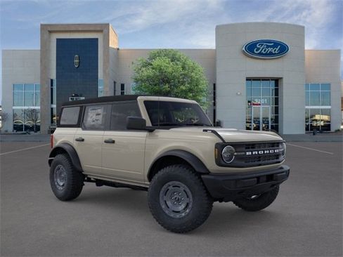 New 2025 Ford Bronco 4-Door w/ Sasquatch Package image 7