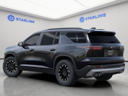 Certified 2025 Chevrolet Traverse Z71 w/ Enhanced Driving Package AWD/4WD image 3