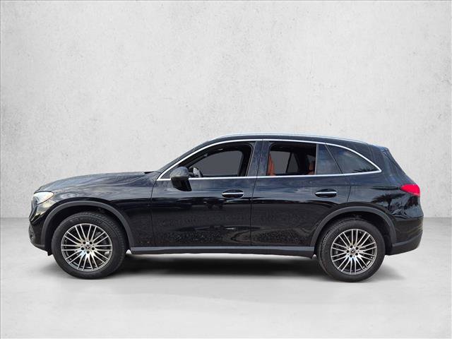 Certified 2025 Mercedes-Benz GLC 300 image 8
