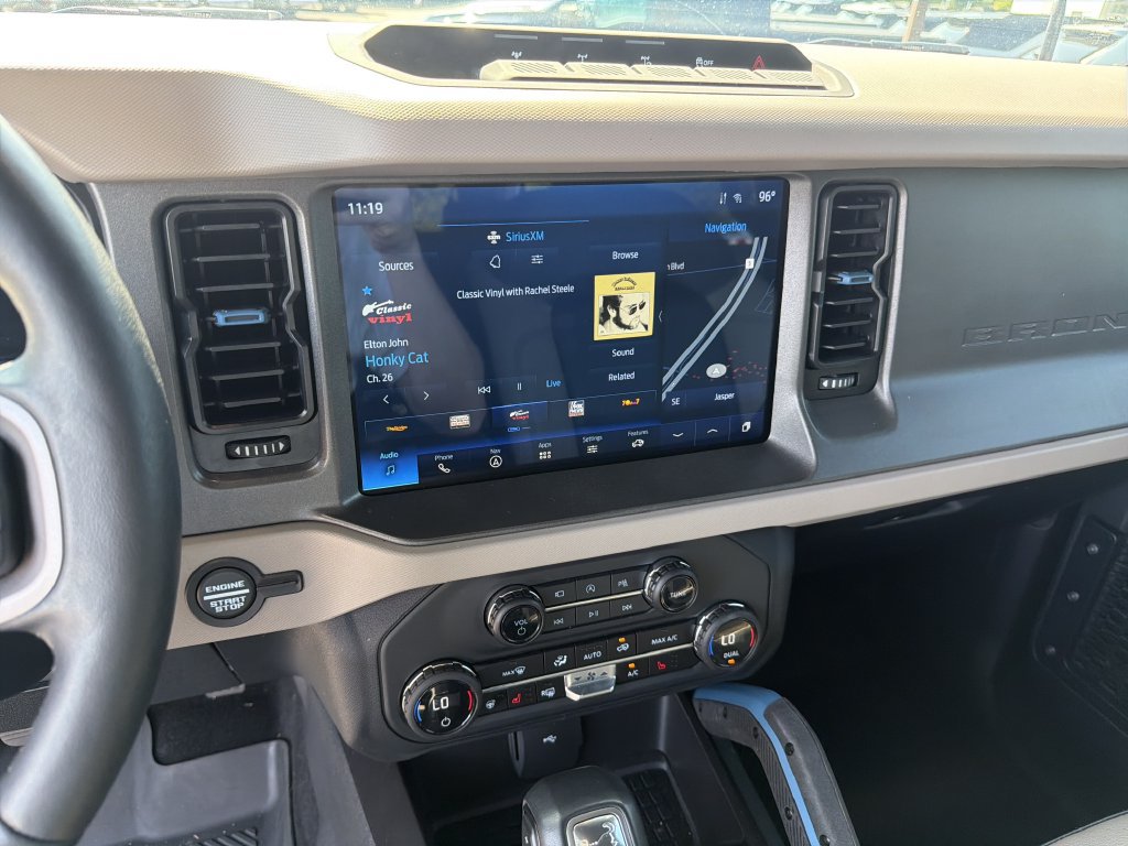 Used 2024 Ford Bronco Wildtrak AWD/4WD image 28