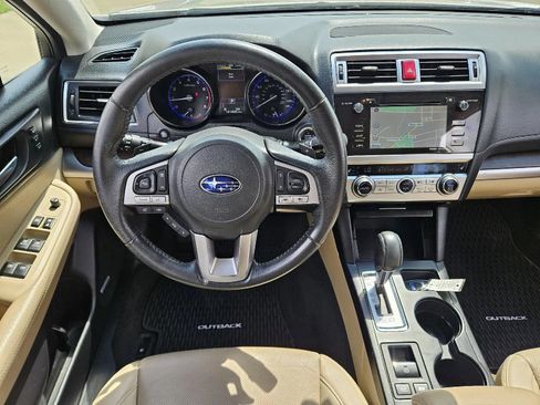 Used 2017 Subaru Outback 2.5i Limited AWD/4WD image 15