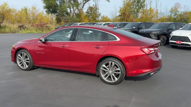 Certified 2019 Chevrolet Malibu Premier w/ Sun and Wheel Package FWD image 6
