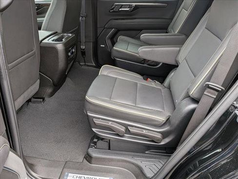 Used 2025 Chevrolet Tahoe Premier image 18