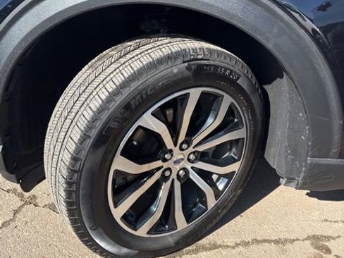 Used 2025 Ford Explorer ST-Line image 28