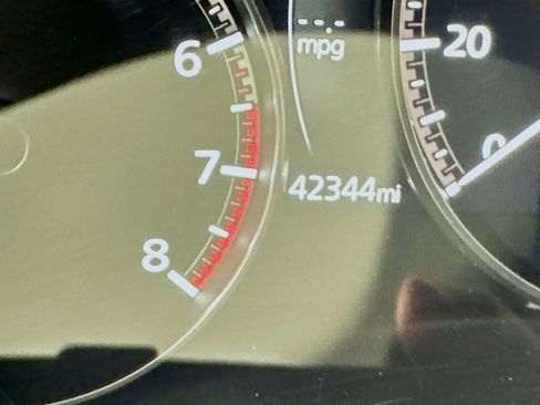 Used 2024 MAZDA MAZDA3 s image 19