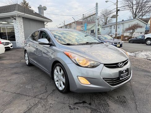 Used 2013 Hyundai Elantra Limited w/ Technology Pkg image 8