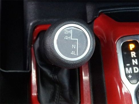 Used 2023 Jeep Wrangler Sport S image 26