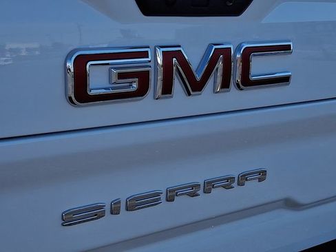New 2026 GMC Sierra 2500 AT4 w/ AT4 Premium Plus Package image 19