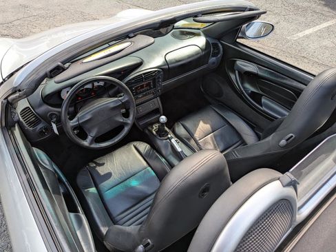 Used 1998 Porsche Boxster RWD image 39