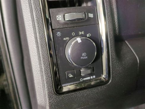 Used 2018 RAM 2500 Big Horn w/ Sport Appearance Group image 15