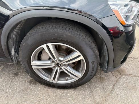 Used 2020 Mercedes-Benz GLC 300 4MATIC image 4