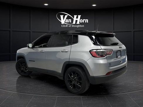 Used 2022 Jeep Compass Altitude image 3