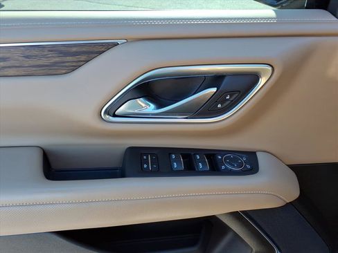 Used 2021 Chevrolet Tahoe Premier image 11