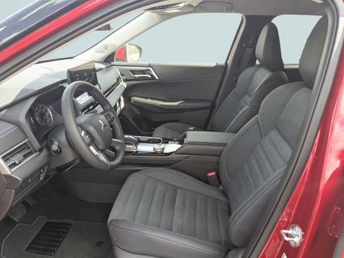 New 2026 Mitsubishi Outlander SE image 20