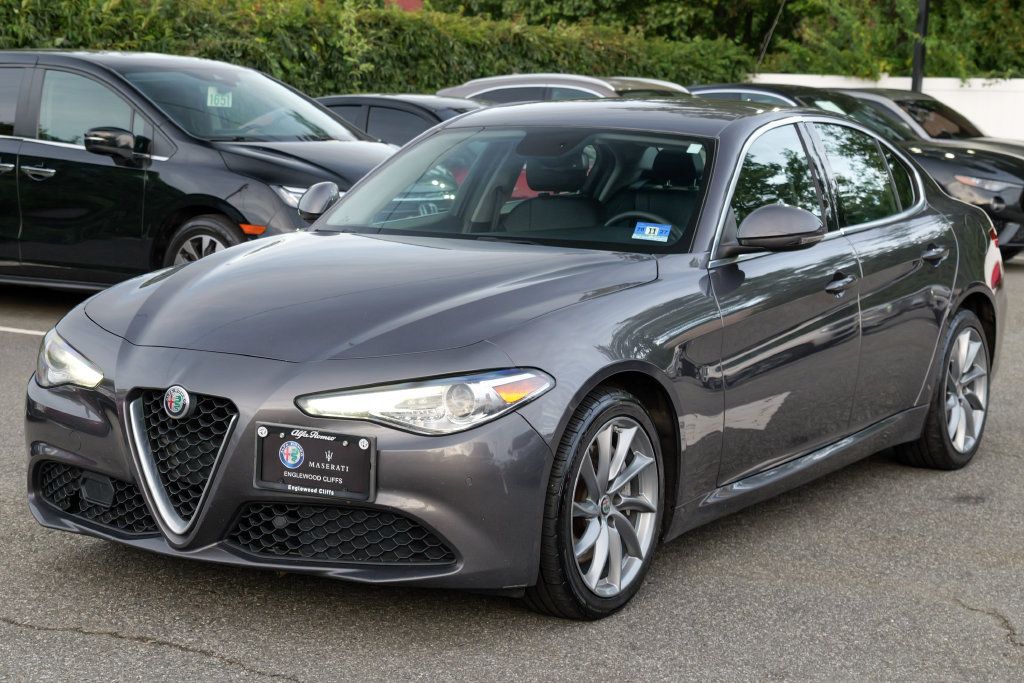 Used 2017 Alfa Romeo Giulia AWD w/ Cold Weather Package image 3