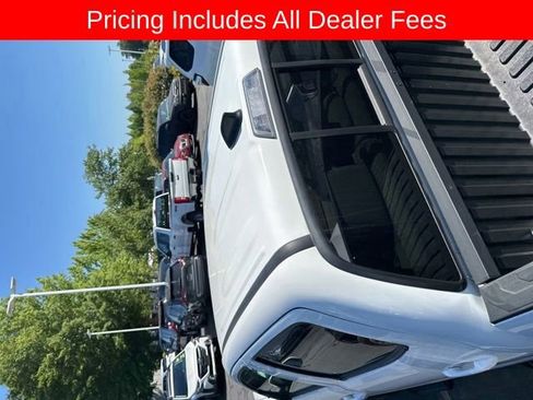 Used 2022 Toyota Tacoma SR AWD/4WD image 10