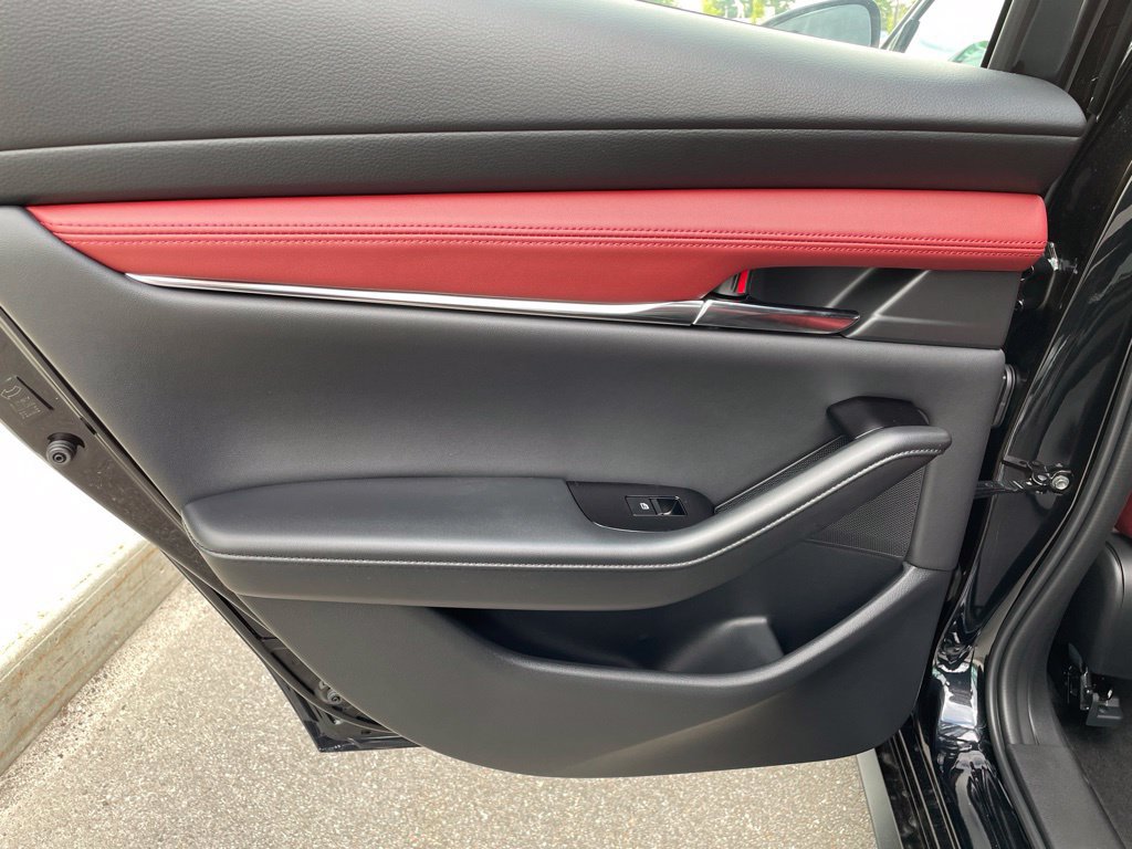 New 2026 MAZDA MAZDA3 2.5 S Hatchback w/ Premium Pkg FWD image 16