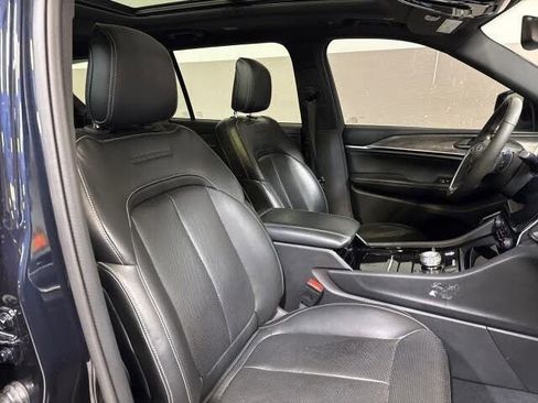 Used 2023 Jeep Grand Cherokee L Overland AWD/4WD image 55