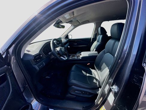 New 2025 Honda Pilot EX-L image 16