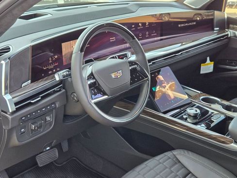 New 2026 Cadillac Escalade ESV Platinum Sport w/ LPO, ONYX Package image 10