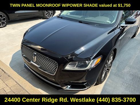Used 2019 Lincoln Continental Select w/ Continental Climate Package AWD/4WD image 3