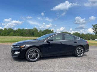 Used 2022 Chevrolet Malibu LT image 1