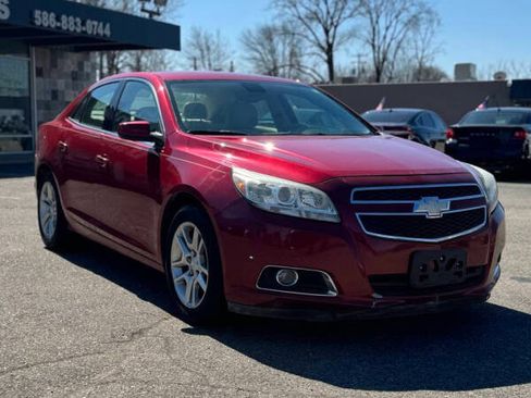 Used 2013 Chevrolet Malibu Eco w/ Leather Package image 2