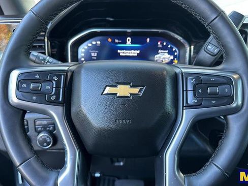 Used 2025 Chevrolet Silverado 1500 LT image 29