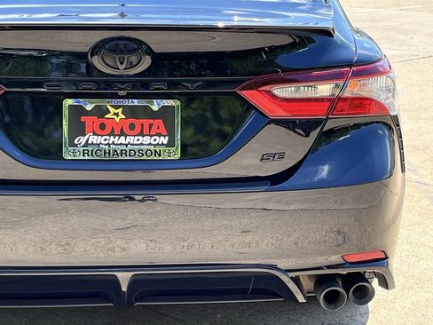 Used 2024 Toyota Camry SE FWD image 6