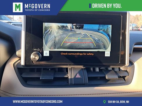 Used 2023 Toyota RAV4 XLE w/ Convenience Package image 19