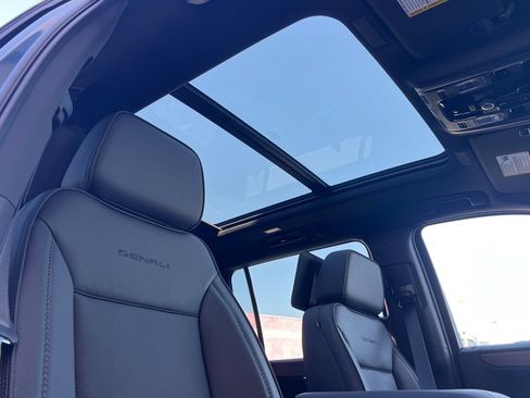 New 2026 GMC Yukon XL Denali image 15