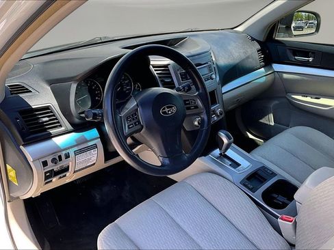 Used 2012 Subaru Outback 2.5i w/ Alloy Wheel Pkg AWD/4WD image 17