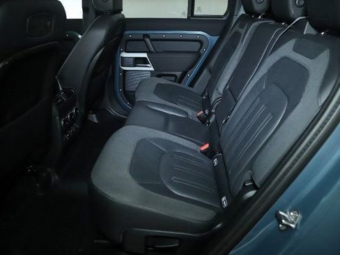 Used 2020 Land Rover Defender 110 SE image 14
