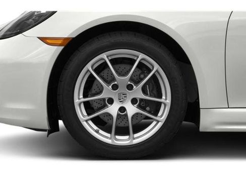 Used 2019 Porsche 718 Cayman RWD image 11
