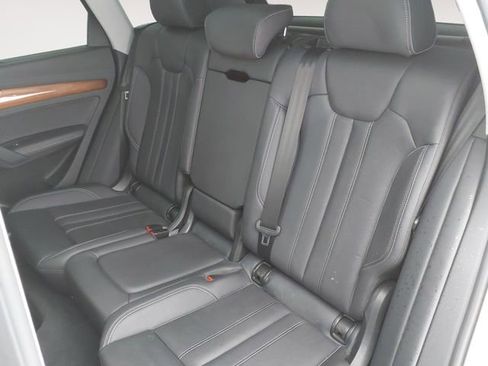 Used 2023 Audi Q5 e Prestige image 13