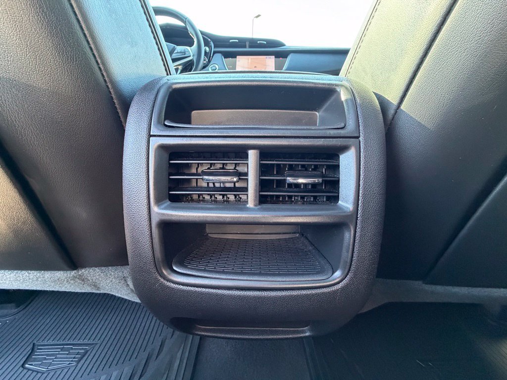 Used 2022 Cadillac XT5 Premium Luxury AWD/4WD image 7