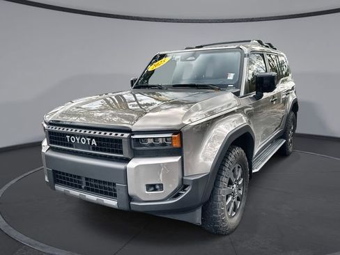 Used 2025 Toyota Land Cruiser image 1