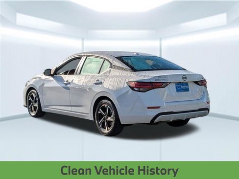 Used 2024 Nissan Sentra SV FWD image 5