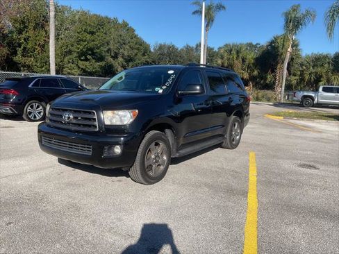 Used 2014 Toyota Sequoia SR5 image 9