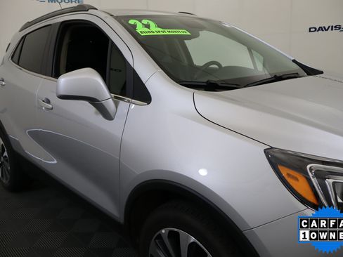 Used 2022 Buick Encore Preferred w/ Safety Package FWD image 4