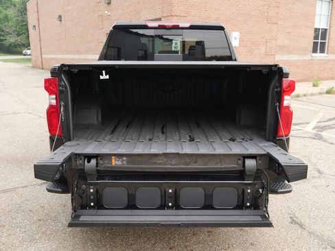 Used 2026 Chevrolet Silverado 1500 High Country w/ High Country Premium Package AWD/4WD image 10