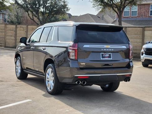 Used 2021 Chevrolet Tahoe High Country w/ Premium Package image 3