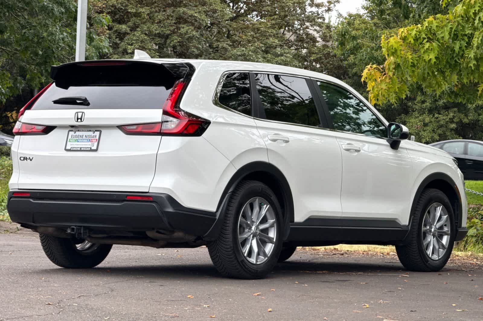 Used 2023 Honda CR-V EX-L image 2