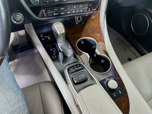 Used 2017 Lexus RX 350 AWD w/ Premium Package image 25