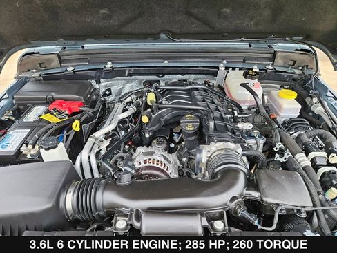 Used 2024 Jeep Wrangler Unlimited Sport AWD/4WD image 37
