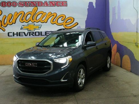Used 2019 GMC Terrain SLE image 2
