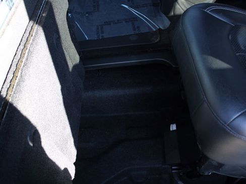 Used 2018 Chrysler Pacifica Touring-L w/ Premium Audio Group image 27