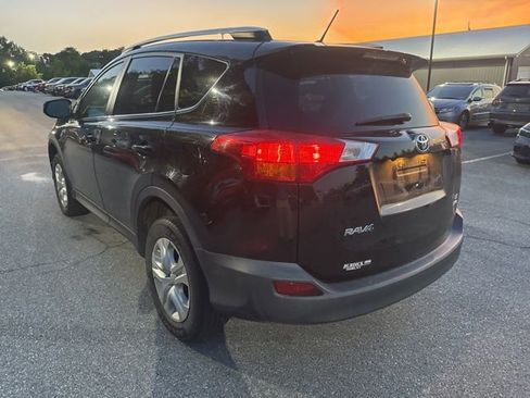 Used 2015 Toyota RAV4 LE AWD/4WD image 3